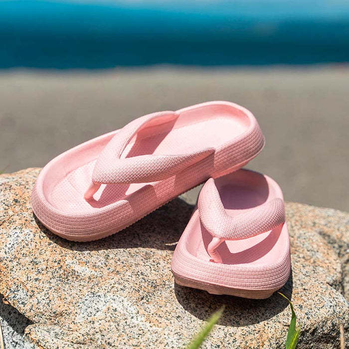 The Best Flip Flops on the Beach